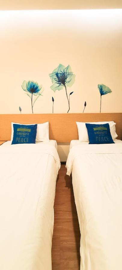 Qlio Hotel Кота-Кинабалу Экстерьер фото